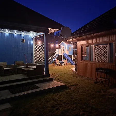 Letniskowe Piaski Holiday home *