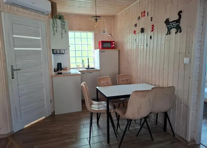 Letniskowe Piaski בית נופש *