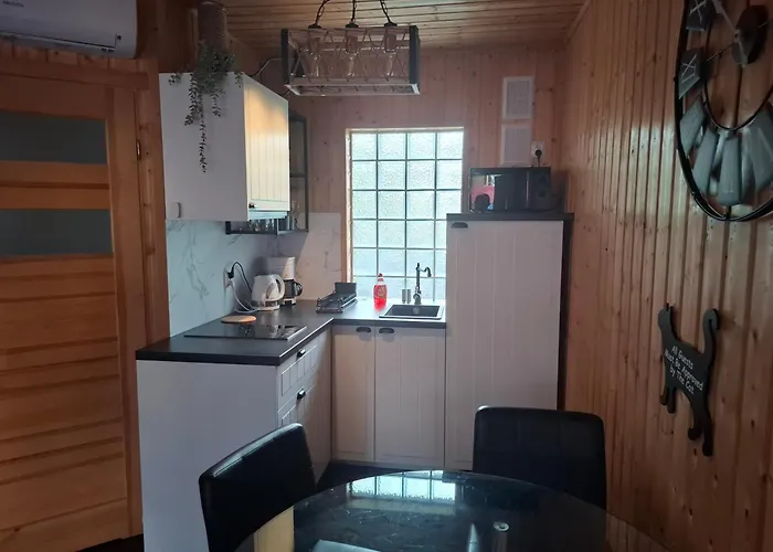 Letniskowe Piaski פוביירובו