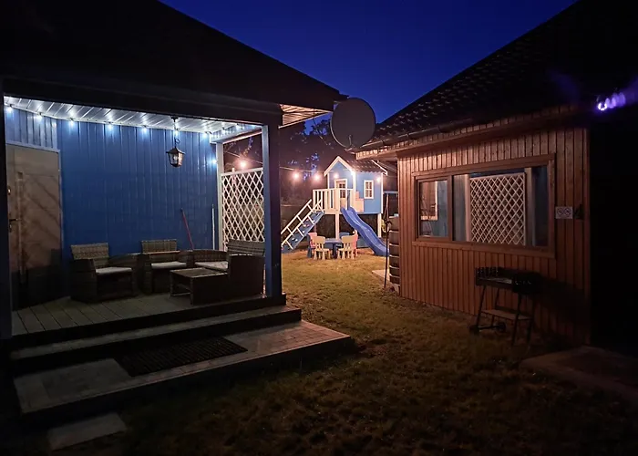 Letniskowe Piaski בית נופש *